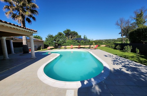 Vallerargues Villa | Villa UZES avec piscine privée et chauffée .