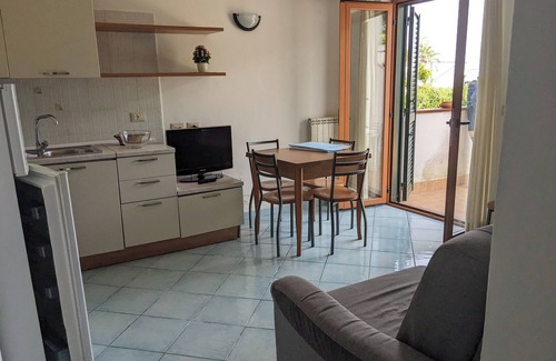 Panza Appartement | Villa Gilda, silence and relaxation Forio Island of Ischia app. "D"