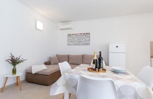Mugeba Appartement | Villa Gioia apartment with terrace