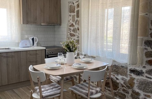 Nea Kria Vrisi Maison | Villa Harmony
