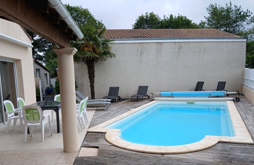 Breuillet Villa | VILLA + PISCINE CHAUFFEE en CHARENTE MARITIME