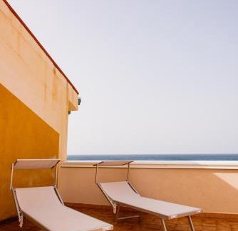 Ficarazzi Appartement | VILLA HEMINGWAY - LA Casa di Alessia e La Casa di Leonardo