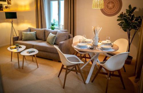 Bad Salzuflen Appartement | VILLA I 100m Kurpark I Wintergarten Boxspringbett I NETFLIX