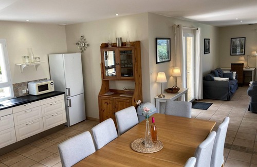 Montbrun-des-Corbieres Villa | Villa moderne où les animaux sont les bienvenus