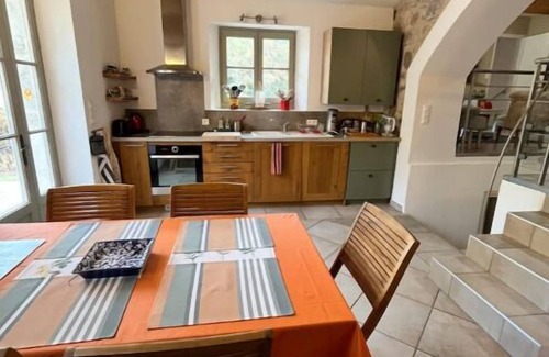 Saint-Guilhem-le-Desert Autre | Villa in St Guilhem le désert with terrace, panoramic view, pets welcome.