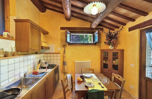 SantʼAngelo in Pontano Maison | Maison de vacances א Pontano avec jardin