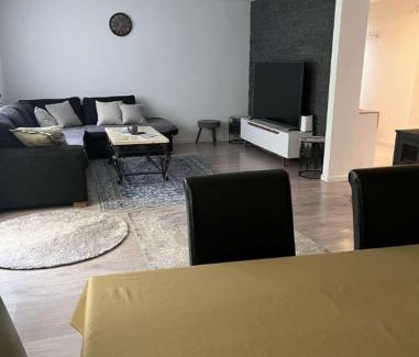 Alvsered Villa | Villa i närheten av Ullared