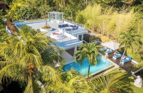 Dencarik Villa | Villa Ibiza - Endroit romantique pour les amoureux!