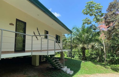 Parrita Maison | Villa Iguana - Belle * Maison neuve * dans la forêt tropicale avec WiFi