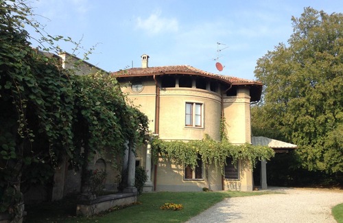 Erba Villa | Villa in a centuries-old park in upper Brianza