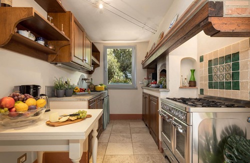 Montespertoli Villa | Villa Tirinzano Chianti 14 personnes dans 7 chambres et 7 salles de bains
