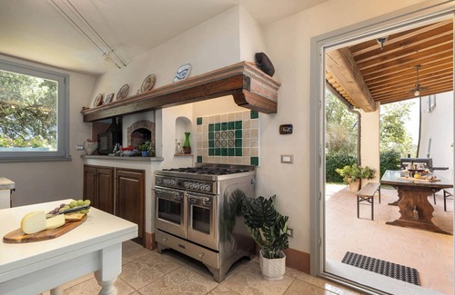 Montespertoli Villa | Villa Tirinzano Chianti 14 personnes dans 7 chambres et 7 salles de bains