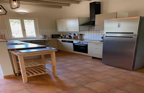 Chalais Maison | Villa en France avec piscine privée