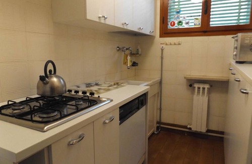 Garda Appartement | Belle villa avec piscine à Garda