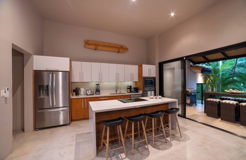 Tamarindo Maison | Villa in Hacienda Pinilla Near Beach – Golf Cart Private Pool & Beach Club Access Included