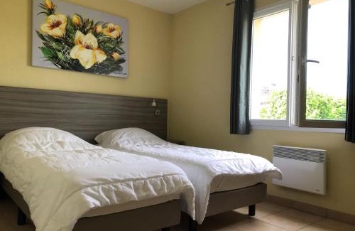 Les Forges Maison | Villa in Les Forges with Golf and Pool