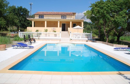 Santa Domenica Talao Villa | Villa dans un quartier paisible et tranquille avec une vue spectaculaire sur la mer et les montagnes