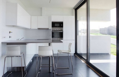 Lourinha Villa | Villa moderne avec magnifique vue, située dans un petit complexe avec piscine
