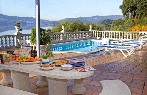 Cobres Villa | Villa à Sotouxuste avec piscine