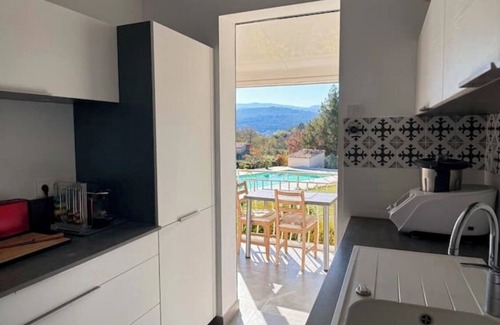Saint-Zacharie Villa | Villa in Saint Zacharie