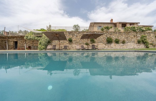 Tuoro sul Trasimeno Villa | Villa à Tuoro Sul Trasimeno avec 7 chambres à coucher, 14 couchages