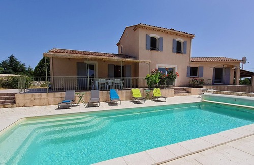 Simiane-la-Rotonde Maison | Villa in the countryside with heated pool