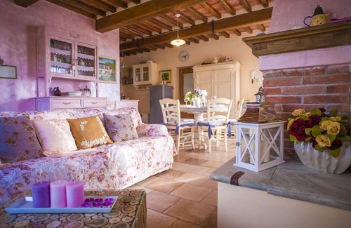 Camaiore Villa | Villa / Independent home à Camaiore avec 3 chambres à coucher, 6 couchages