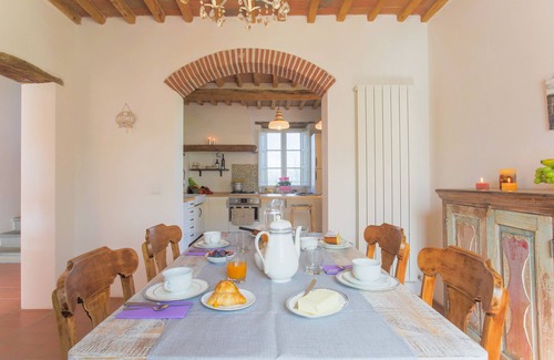 Cascine-La Croce Villa | Villa / Independent home à Lucques avec 3 chambres à coucher, 6 couchages