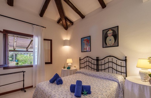 Ruoni Villa | Villa 'Indipendente Con Piscina' with Sea View, Private Pool and Wi-Fi