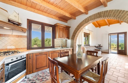 Porto Paglia Villa | Villa "Is Sorrisi" avec véranda privée à deux km de la mer