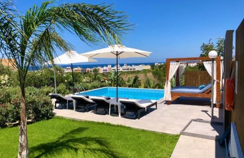 Hersonissos Centre Appartement | Villa Izabela Apartments with Private Pools