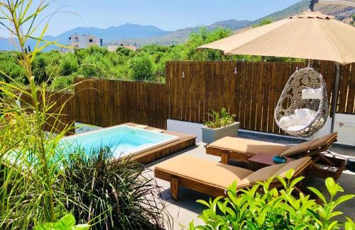 Hersonissos Centre Appartement | Villa Izabela Apartments with Private Pools