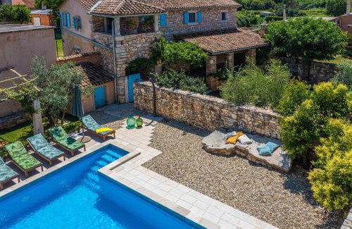 Grandici Maison | Villa Jas