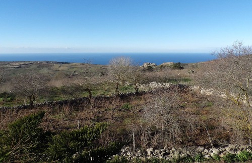 Ineia Villa | Villa Julieann avec piscine privée, vue imprenable sur la mer et la montagne. Idéal pour les promenades.