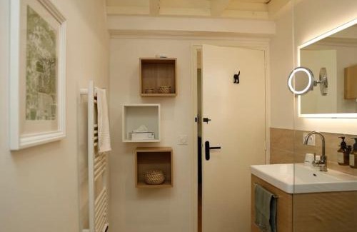 Arnaud-Guilhem Maison | Villa Kaliazo - Riverfront Alpaca Experience