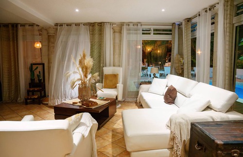 Rambaud Maison | Villa Kapresse du 978