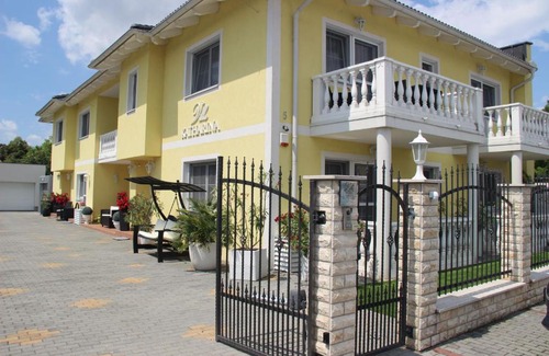 Rust Maison | Villa Katharina