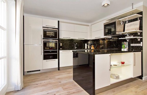 Ostseebad Kuhlungsborn Appartement | Villa Katharina - Exclusive, high-quality vacation apartment on the Baltic Sea with comfort kitchen and balcony