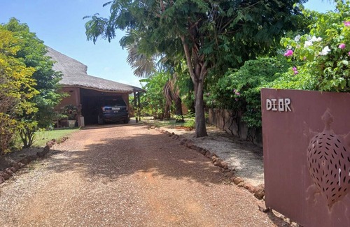 Nianing Villa | Villa Keur Dior – Tout confort, piscine, plage, Petite Côte.