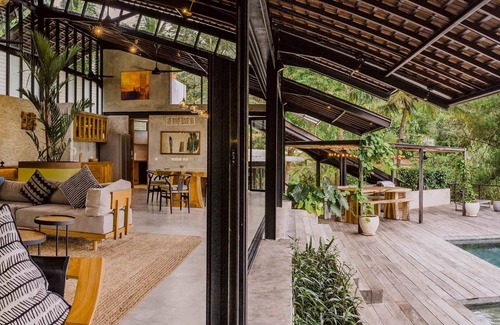 Selong Belanak Maison | 3BR Pool Seaview Villa près de Selong Belanak