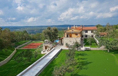 Kapelica Villa | Villa Krasna - Private modern villa with a pool, Istria