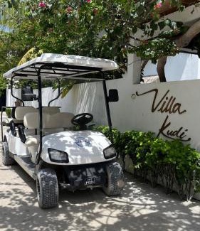 Thulusdhoo Island Maison | Villa Kudì Maldives Guest House Thulusdhoo