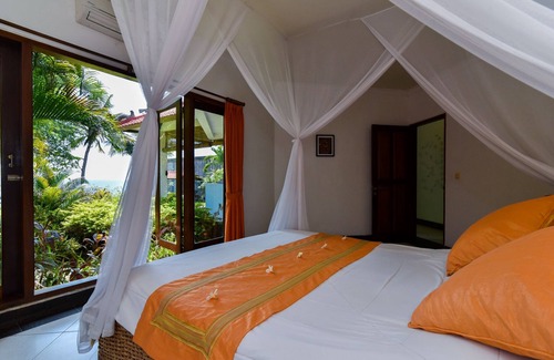Sawan Maison | Villa Kupu Kupu - Beachfront Villa In East Part of Norther BALI