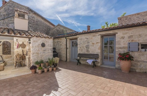 Foli Villa | Villa L'Esprit - charmante villa de campagne en Istrie avec 5 chambres pour dix personnes avec piscine