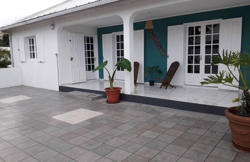 La Riviere Saint-Louis Villa | Villa l islet of the south with swimming pool