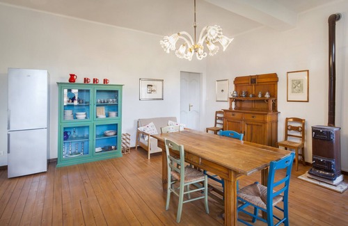 Volta Mantovana Villa | Villa L'Oleandra with Pool up to 12 People