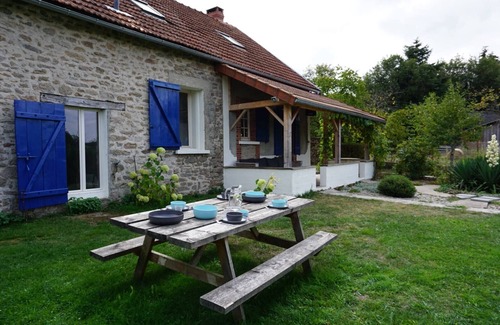 Azerables Maison | Villa La Bazonnerie, maison de vacances située au calme avec piscine privée
