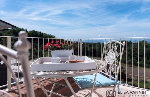Palaia Villa | Villa La Gemma , Piscina Privata e Comfort nel Cuore Della Toscana