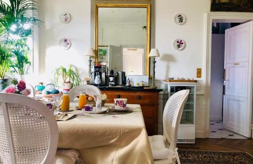 Gare-Jouvenet Lit Et Petit-Déjeuner | VILLA la GLORIETTE