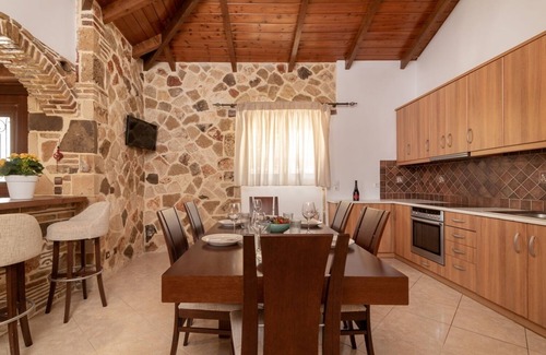 Mouzaki Villa | Villa La Isla with Private Pool